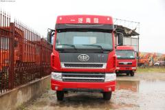 解放 新大威重卡 290馬力 8X4 排半倉(cāng)柵載貨車(CA5310XXYP2K2L7T10EA80-1)